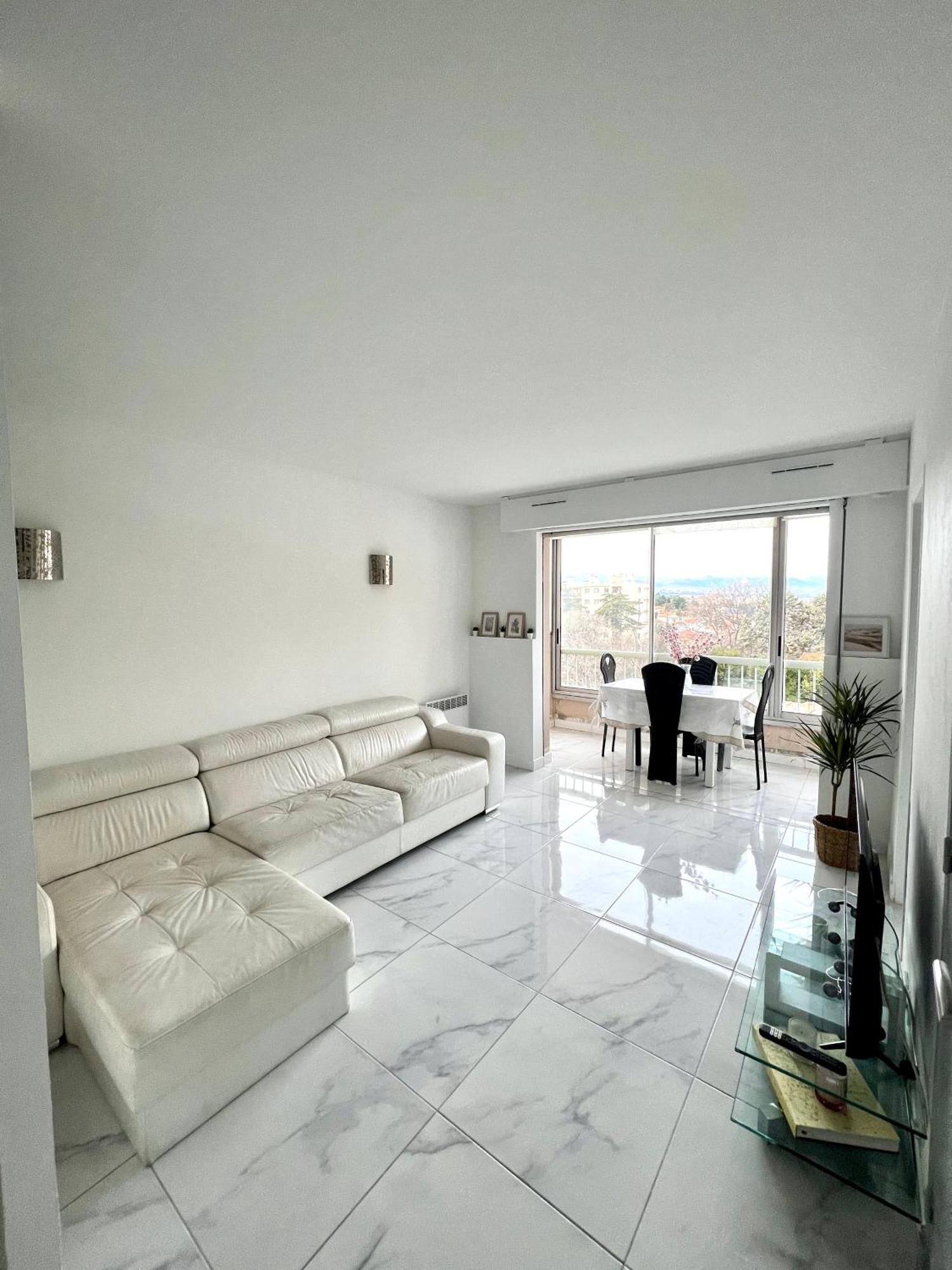 Studio 4 Couchages A 12 Min De La Plage A Pied Avec Wifi, Le Parking Est En Option Antibes Esterno foto